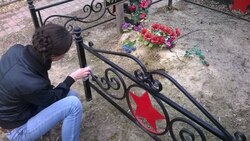 Ветеранская организация помогла благоустроить могилы ветеранов Губкинского округа