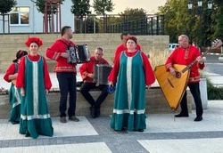 Ансамбль народных инструментов «Рассыпуха» ЦКР села Бобровы Дворы выступил для жителей Губкина