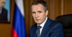 Вячеслав Гладков поздравил женщин региона с Днём матери