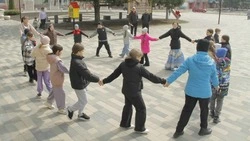 Юные жители посёлка Троицкий побывали на увлекательном патриотическом часе «Казаки – герои»