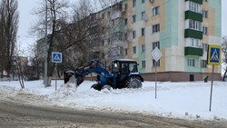 Михаил Лобазнов — об уборке снега в микрорайоне Лебеди в Губкине 