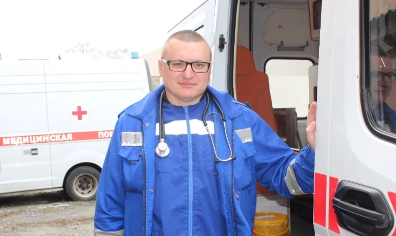 Фельдшер скорой медицинской помощи Иван Терешенко: «Планирую и дальше трудиться на благо губкинцев»