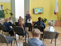 Истобнянские школьники стали участниками информационного часа