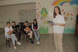 Жители посёлка Троицкий губкинской территории приняли участие в игре «Угадай мелодию»