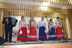 Жители Толстянской территории отметили День села 