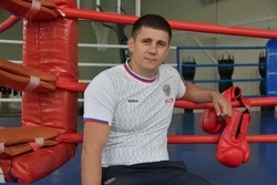 Губкинский тренер по боксу Алексей Прутков — о воспитании новых чемпионов