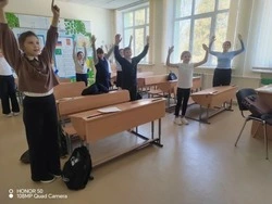 Вислодубравские культработники рассказали ребятам о пользе витанимов