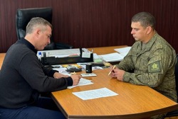 Михаил Лобазнов подписал контракт на службу в добровольческом отряде «Барс-Белгород»