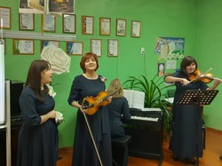 Преподаватели Боброводворской ДМШ губкинской территории организовали концерт «Ноты о любви»