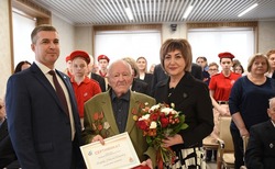 Церемония присвоения звания «Почётный гражданин» ветеранам войны прошла в Губкине