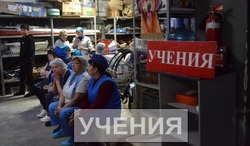 Командно-штабная тренировка прошла в торговом центре в Губкине 