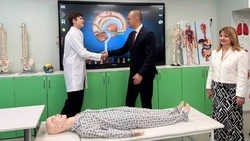 Василий Голиков совершил объезд образовательных учреждений города