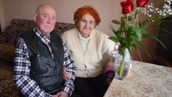 Стали единым целым. Супруги Шевановы отметили 55 лет со дня свадьбы