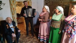 Житель села Архангельское губкинской территории Иван Лисютченко отметил свой юбилей