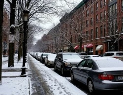 Губкинские власти напомнили жителям о том, что парковочные места – общие