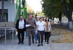 Министр строительства области Оксана Козлитина посетила Губкинский городской округ 
