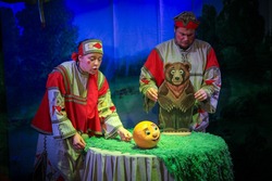 Коллектив Губкинского театра для детей и молодёжи представил премьеру спектакля «Колобок» 