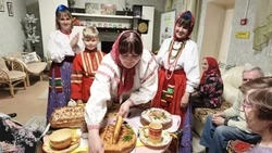 В отделении милосердия в Бобровых Дворах отметили Год единства народов России