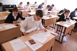 Белгородские выпускники приступили к сдаче ЕГЭ по русскому языку 