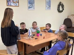 Культработники села Бобровы Дворы провели информационный час «Когда дома я один»