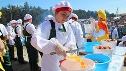 Губкинцы приняли участие в фестивале «Фомина яишня»