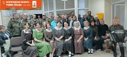 Музыкальный вечер «Фронтовые песни» прошёл в Доме культуры села Сапрыкино губкинской территории