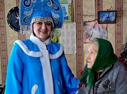 Губкинцы приняли участие в благотворительной акции «Ёлка желаний 60+»