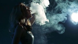 Сотрудники Роспотребнадзора напомнили губкинцам о вреде курения 