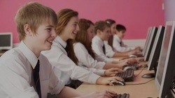 Власти расширят систему IT-образования в образовательных учреждениях Белгородской области 