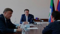 Вячеслав Гладков поручил главам муниципалитетов проводить прямые эфиры каждый день 