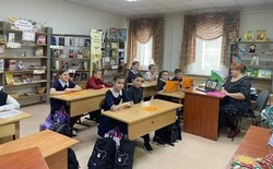 Беседа «Осторожно! Сеть!» прошла в Досуговом центре села Архангельское губкинской территории