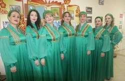 Артисты Сергиевского ансамбля «Горлица» продолжили радовать губкинцев своим творчеством 