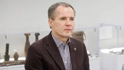 Вячеслав Гладков поздравил с днём рождения желающего стать губернатором юного жителя региона