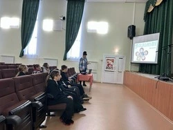 Мелавские культработники провели беседу «Как решить конфликт без насилия»