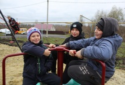 Новая детская площадка появилась в селе Новосёловка Губкинского горокруга 