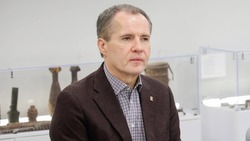 Вячеслав Гладков поздравил с днём рождения желающего стать губернатором юного жителя региона