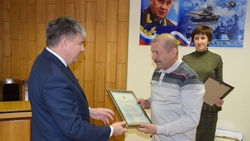 Лучшие работники АПК получили награды в Губкине