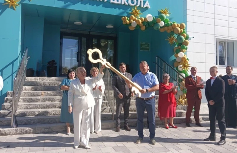 Обновлённая школа открылась в селе Аверино Губкинского горокруга в День знаний 