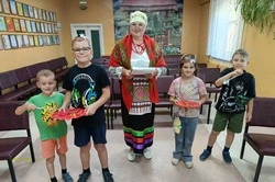 Юные жители села Заломное приняли участие в программе «Яблочкины забавы»