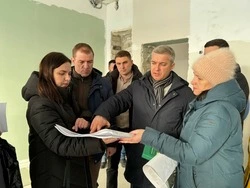Михаил Лобазнов посетил объекты строительства Губкинского городского округа