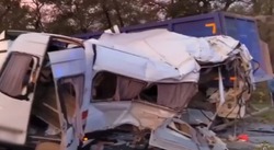 Попавший в смертельное ДТП автобус вёз людей на работу из Губкинского горокруга 