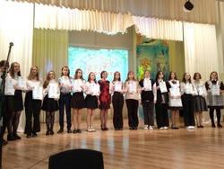 Губкинские школьники получили заслуженные награды 