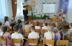 Троицкие библиотекари губкинской территории провели час музыкальной книги «Слушаем сказку»