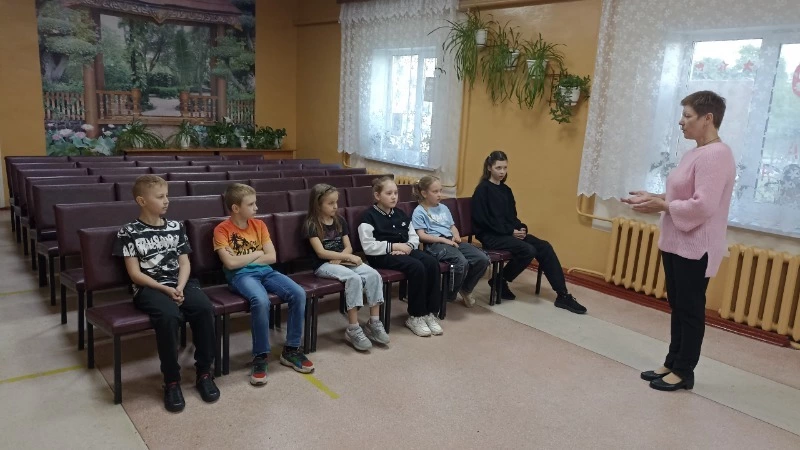 Культработники села Заломное губкинской территории провели программу «Что такое опасность?»