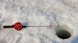 Рыбак погиб на льду в регионе