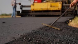 Вячеслав Гладков прокомментировал ход реализации программы по ямочному ремонту дорог