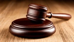 Губкинская прокуратура обвинила сотрудника магазина в присвоении денежных средств покупателей