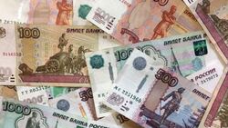 Белгородские власти поднимут зарплаты рабочим спортивных сфер на 20%