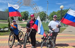 Спортивная разминка на велосипедах прошла в селе Скородное губкинской территории 