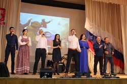 Жители села Бобровы Дворы губкинской территории посетили праздничный концерт «России верные сыны»